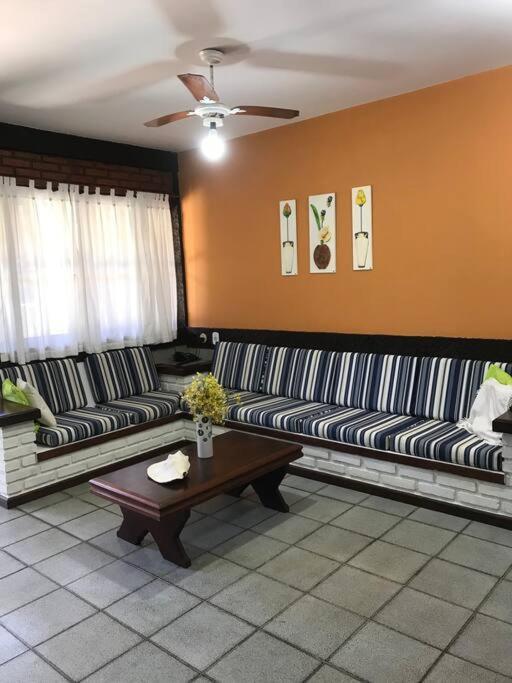 Casa de férias Casa Em Geriba 1 Minuto Da *